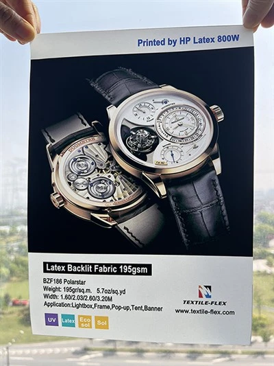 Kain Bercahaya Belakang Pencetakan Lateks
